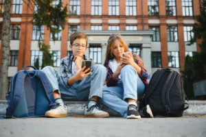 Uso responsable de tecnología en niños con supervisión adulta